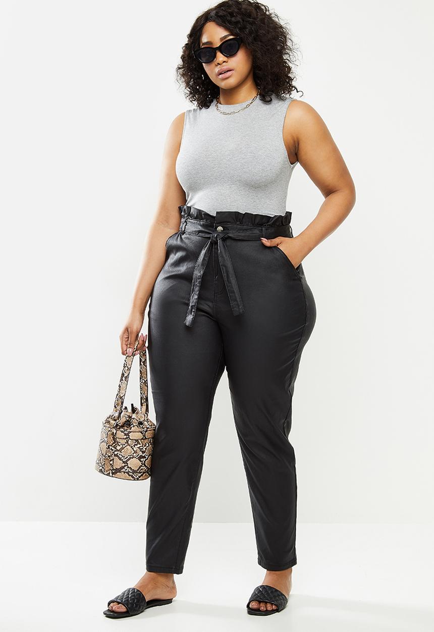 Missguided - Plus coated paperbag waist jeans - black