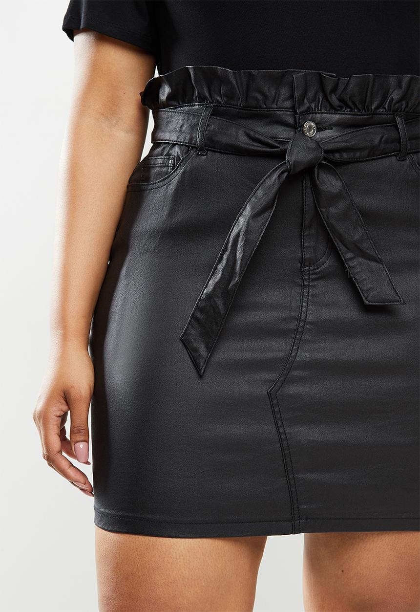 Missguided - Plus coated paperbag waist skirt - black