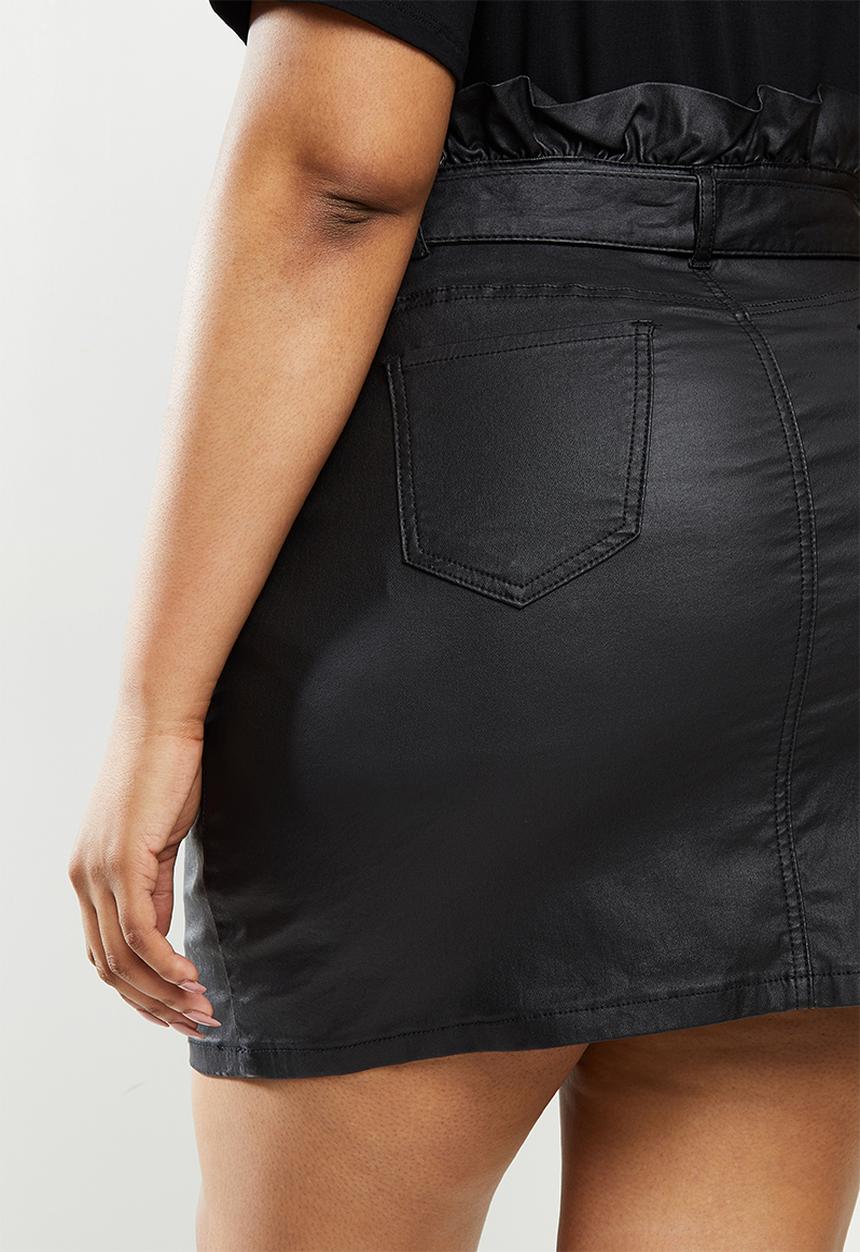 Missguided - Plus coated paperbag waist skirt - black