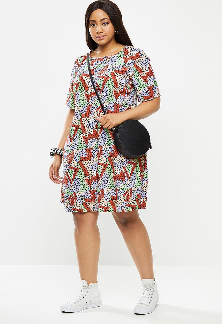 Glamorous - Plus size geo print T-shirt dress - multi