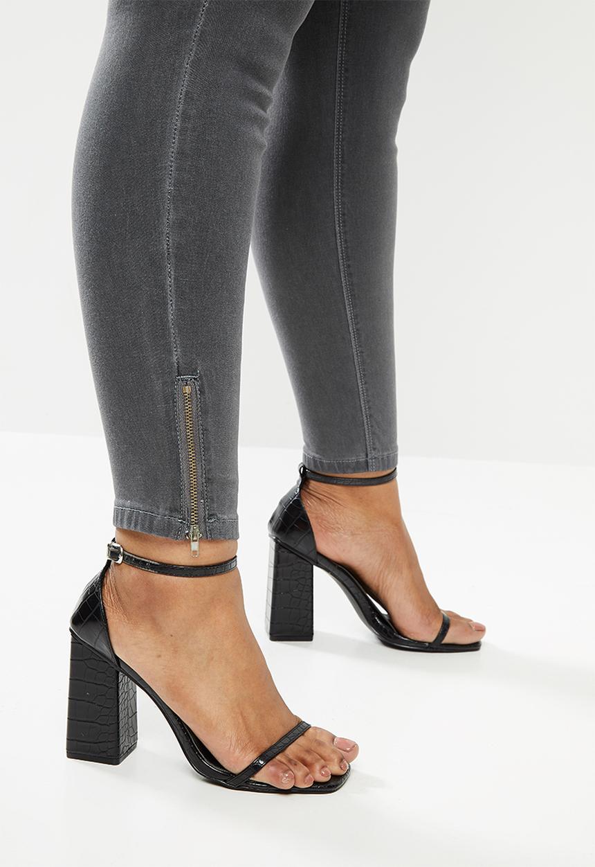 Missguided - Plus lawless high waisted ankle zip jeans - grey