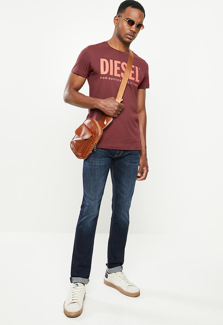 Diesel  - T-diego-logo T-shirt - burgundy