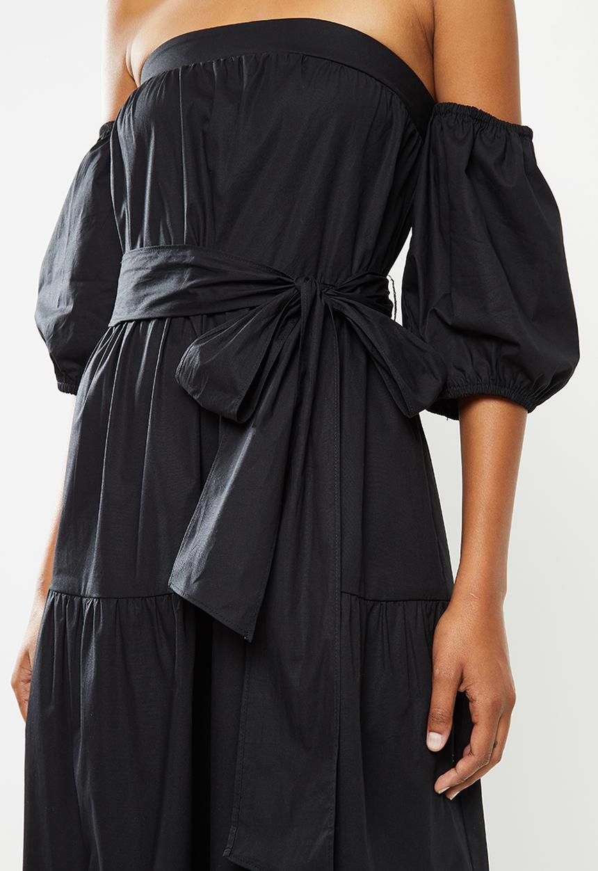 MILLA - Bardot tiered dress with balloon sleeve - black