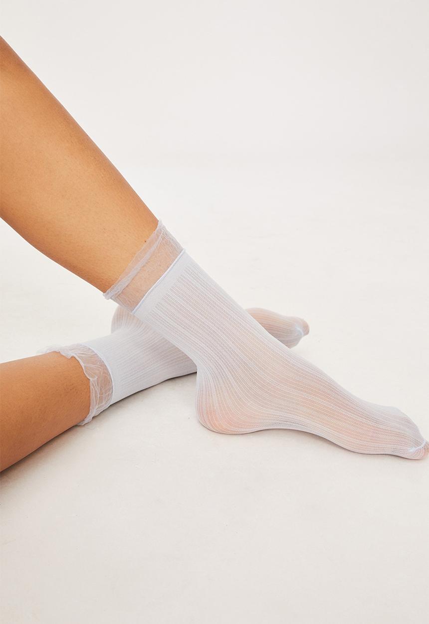 Cotton On - Sheer frilled ankle sock - pale blue