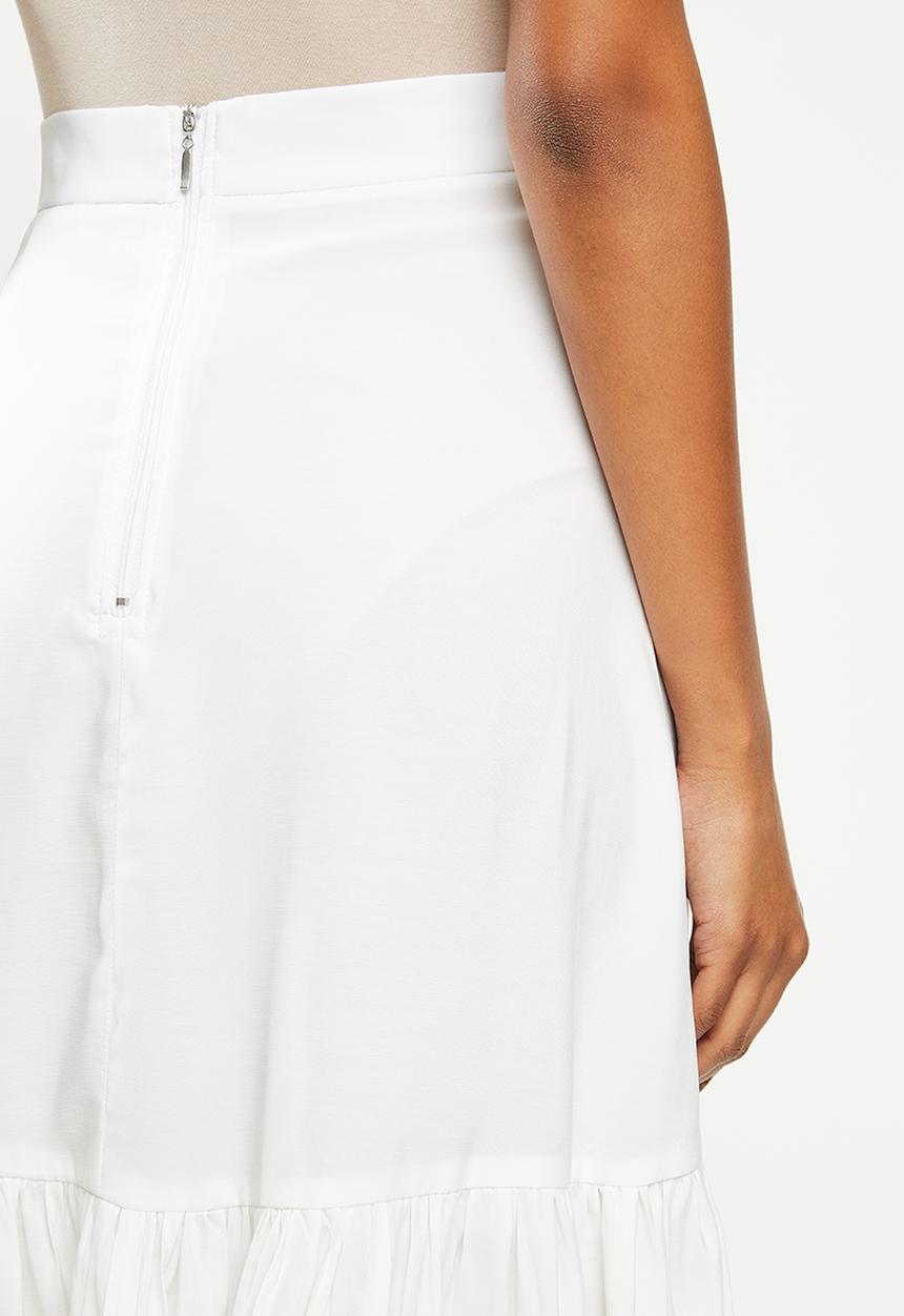 MILLA - Tiered dipped hem midi skirt- off white