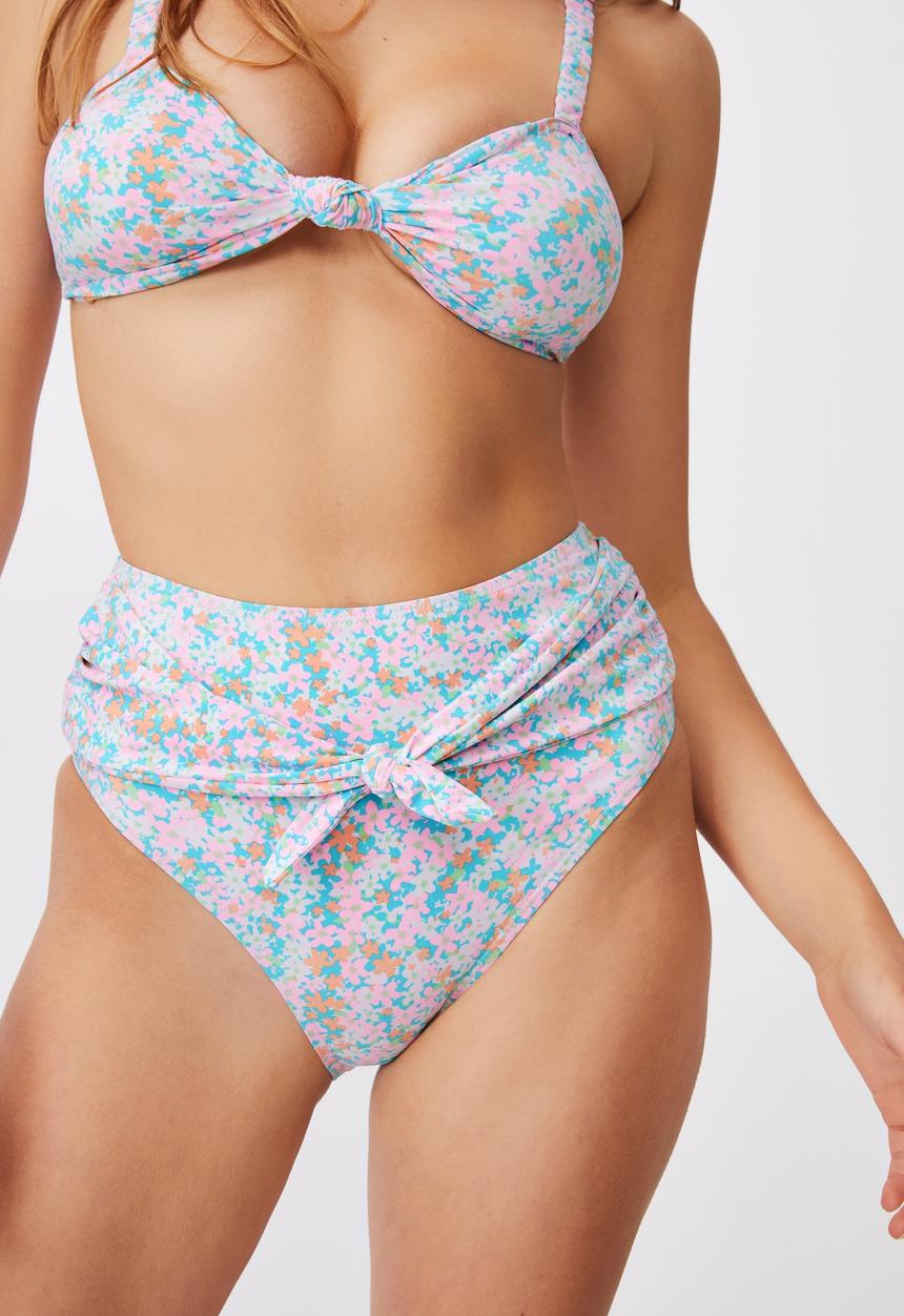 Cotton On - Highwaisted cheeky bikini bottom - meadow fields multi/tie