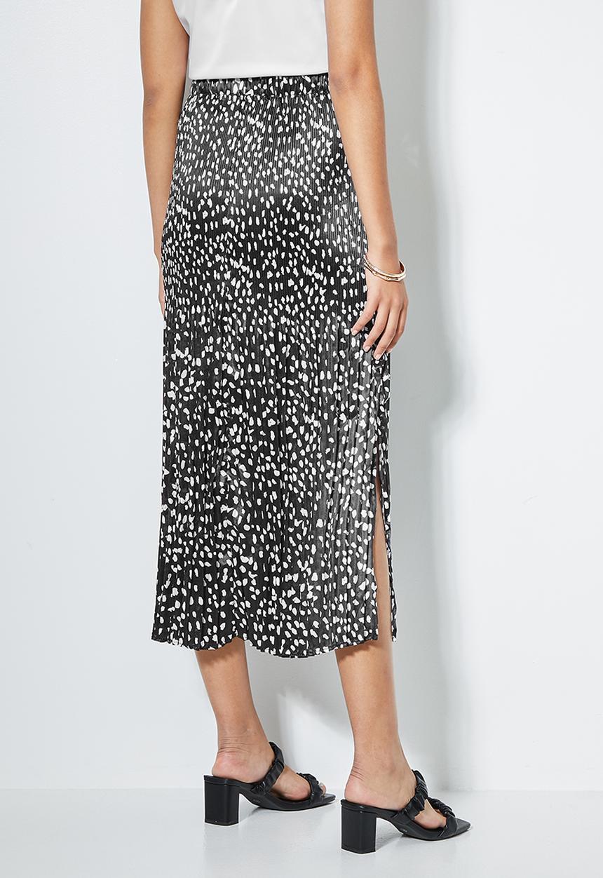 Superbalist - Side split pleated skirt - black based minimal