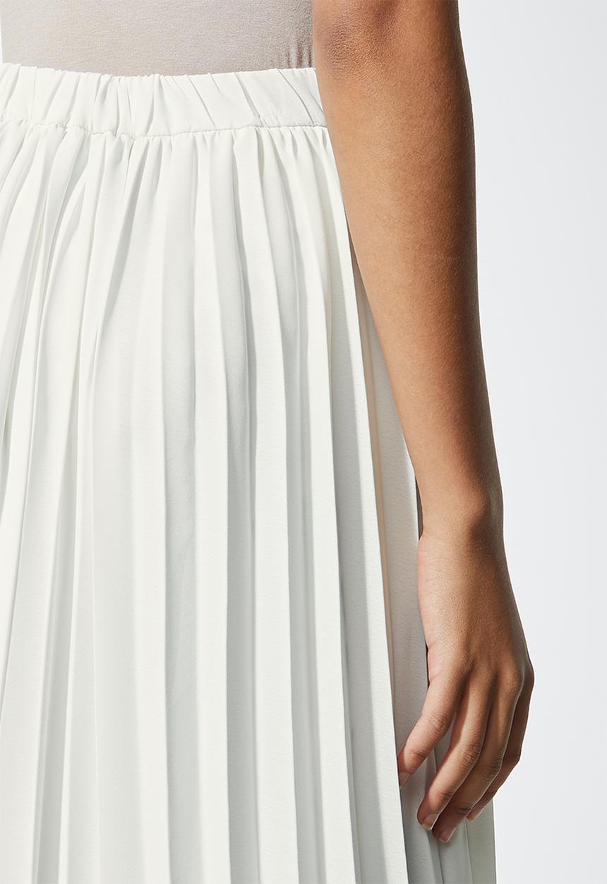 Superbalist - Button down pleated skirt - milk