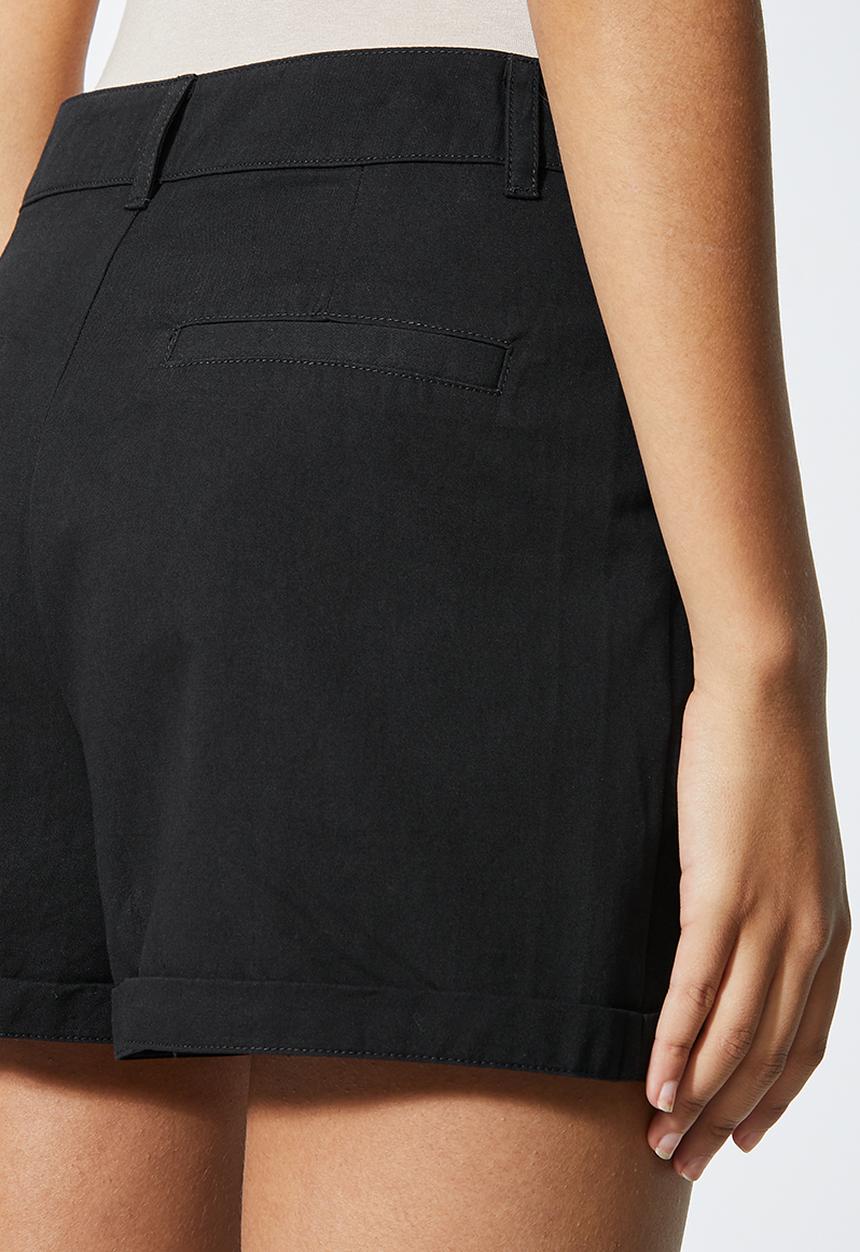 Superbalist - Chino shorts - black