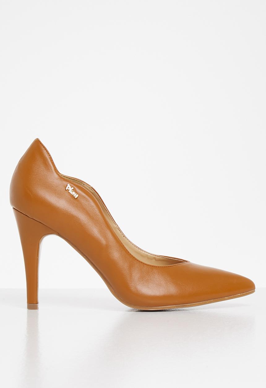 Plum - Acacia court - tan