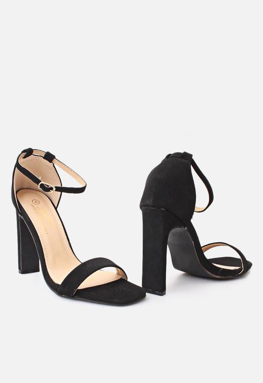Seduction - Classic ankle strap heel - black