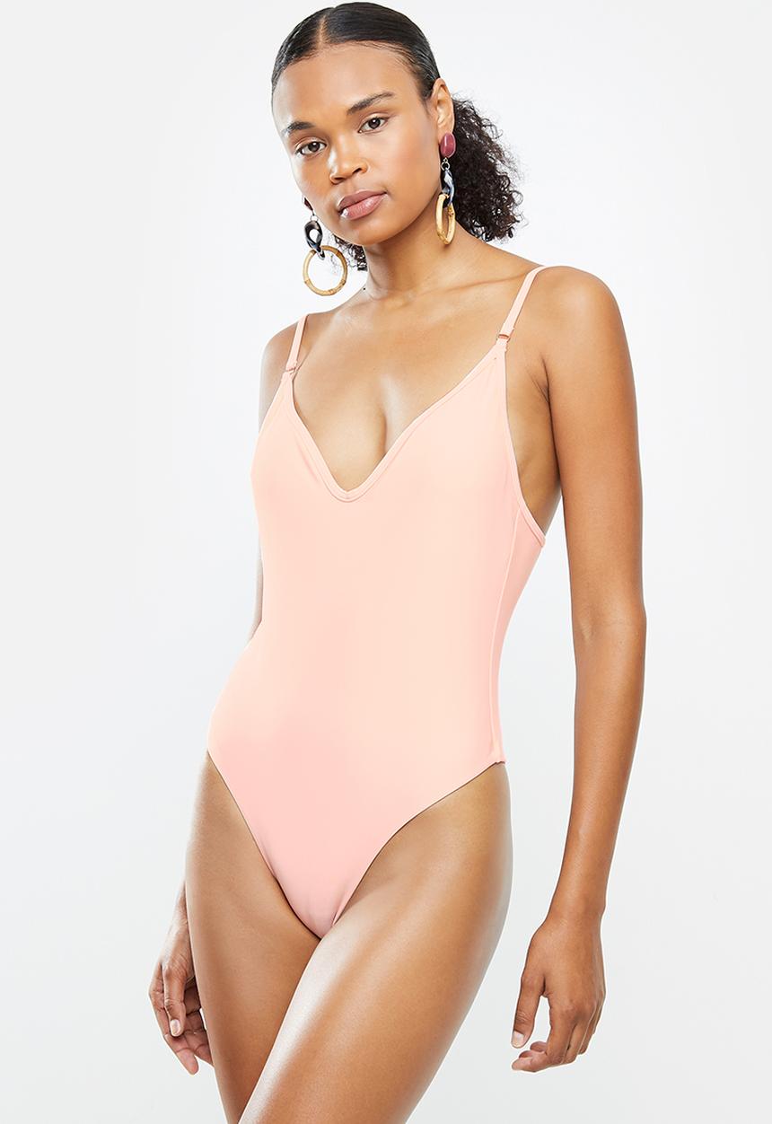 STYLE REPUBLIC - V-neck one piece - light pink
