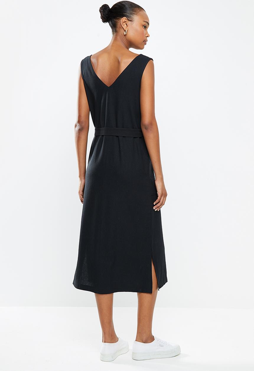 edit - Deep vpkt collumn dress - black
