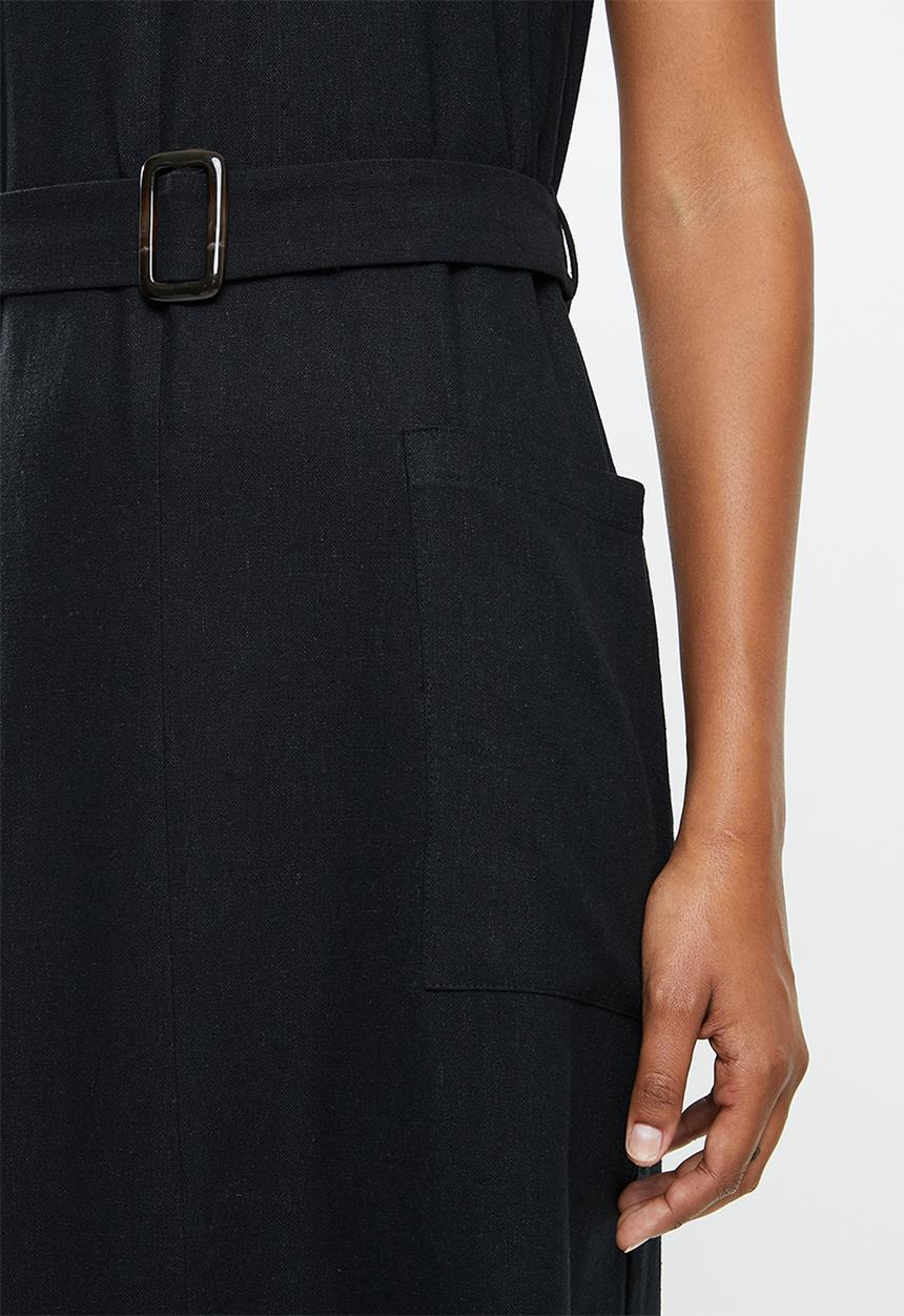 edit - Deep vpkt collumn dress - black