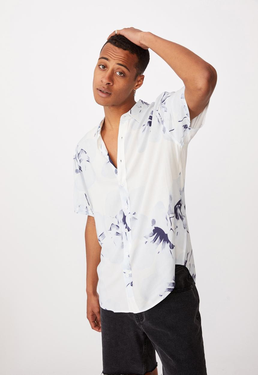 Cotton On - Short sleeve resort shirt - white & blue 