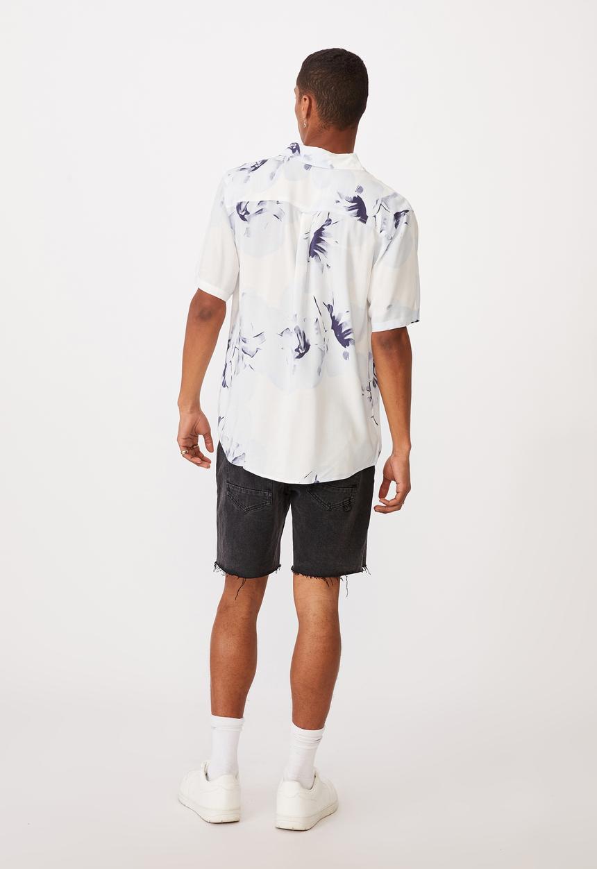 Cotton On - Short sleeve resort shirt - white & blue 