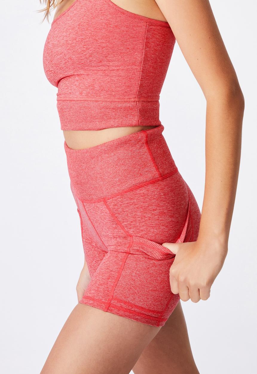 Cotton On - Lifestyle so soft highwaisted shortie short - candy red marle