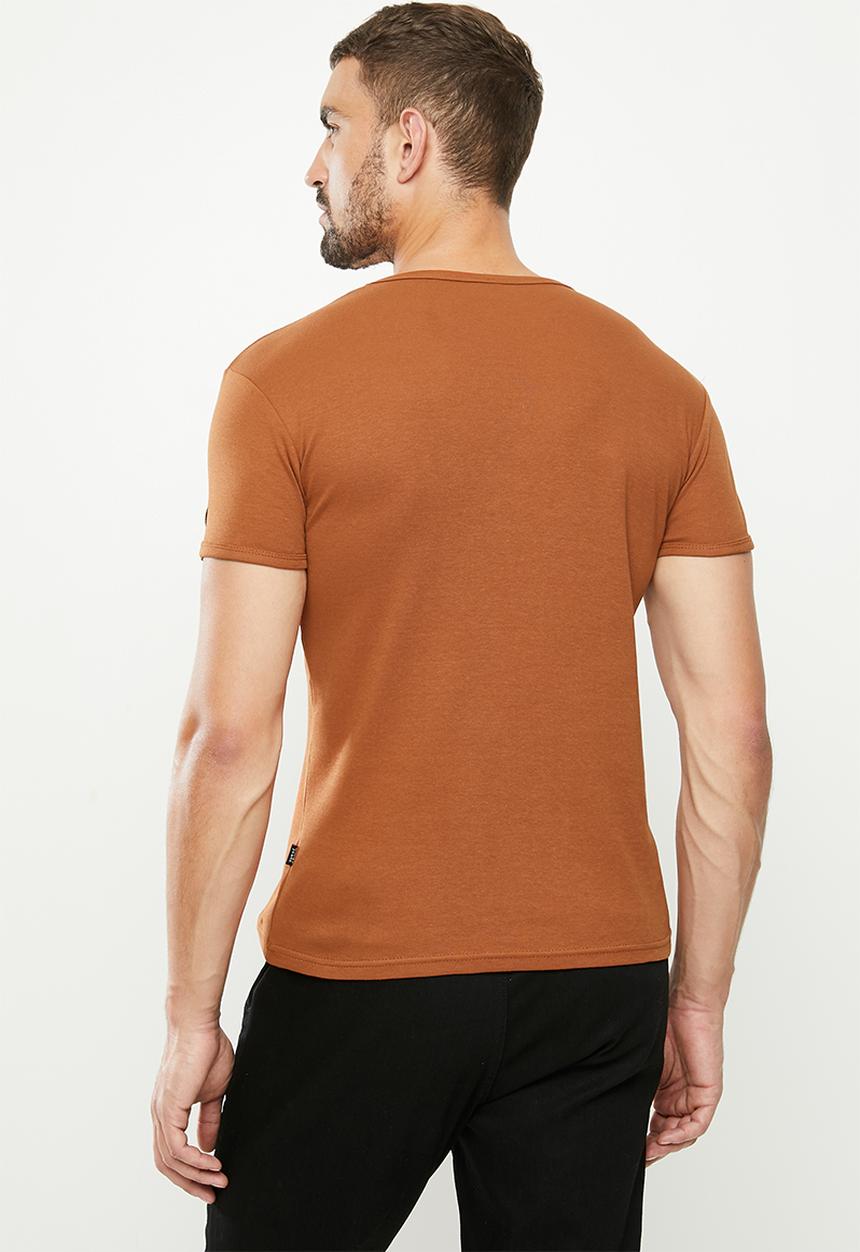 SOVIET - Bolt s20 short sleeve muscle fit T-shirt - burnt brick