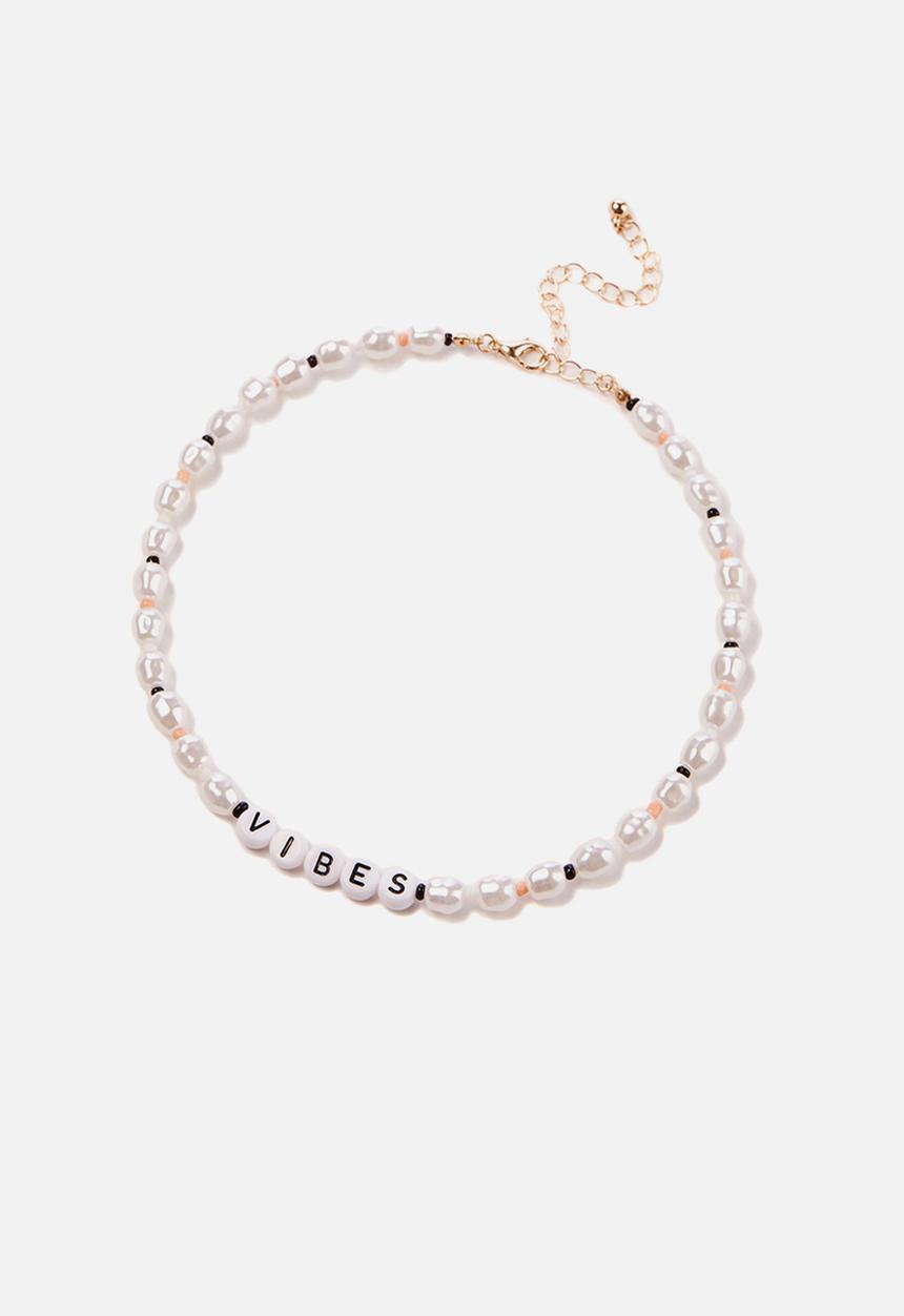 Rubi - Holiday beaded choker - white 