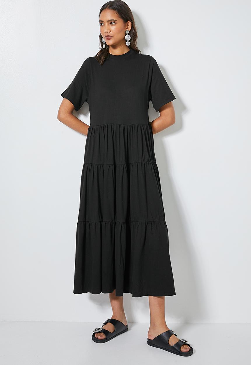 Superbalist - Tiered knit midi - black