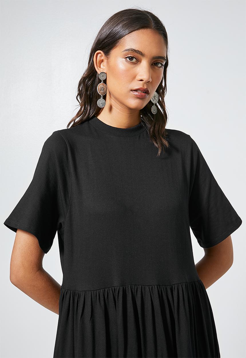 Superbalist - Tiered knit midi - black