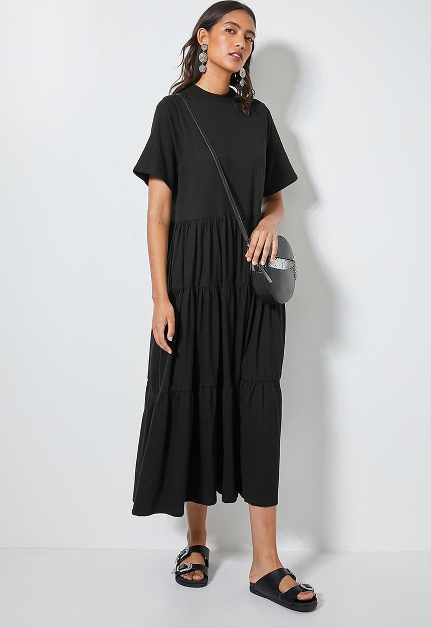 Superbalist - Tiered knit midi - black