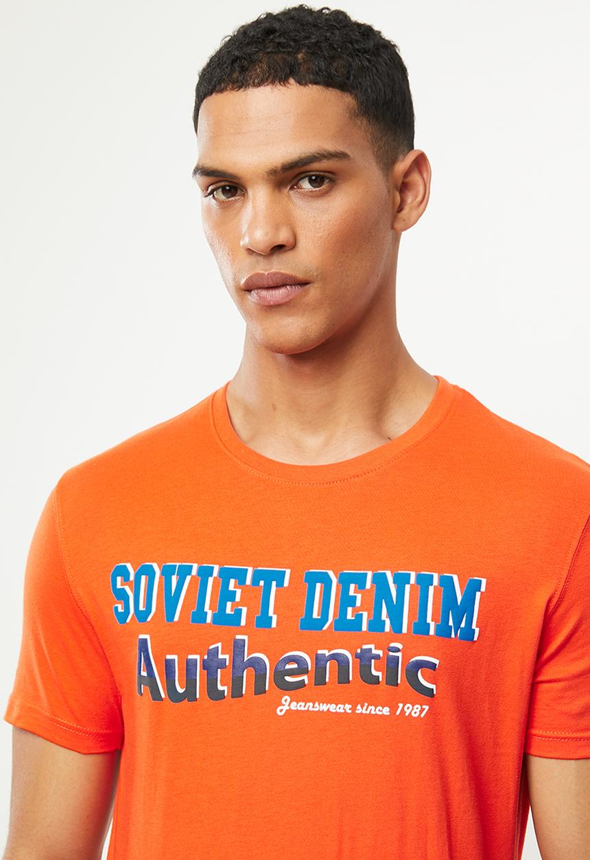 SOVIET - Combs slim fit s/slv crew neck tee - tangerine