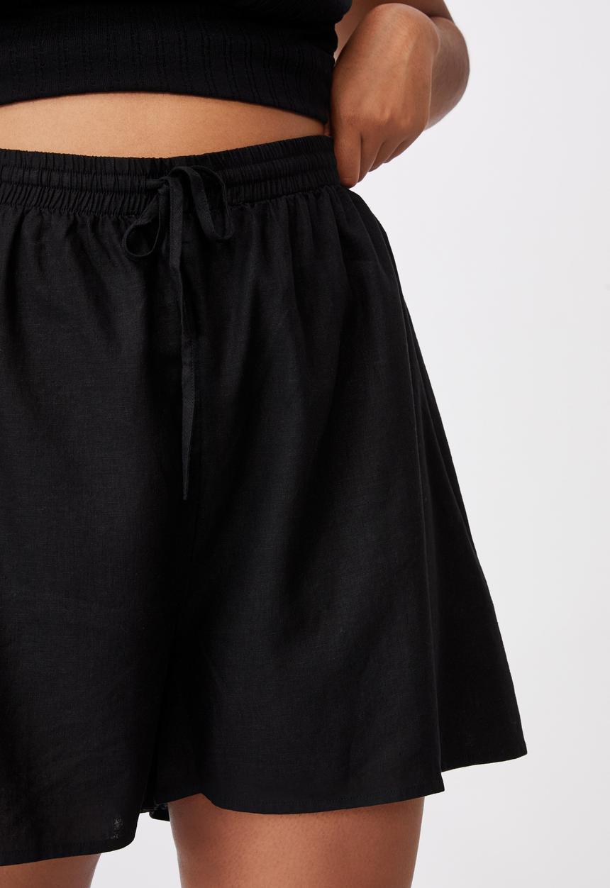 Cotton On - Curve cali pull on short - black