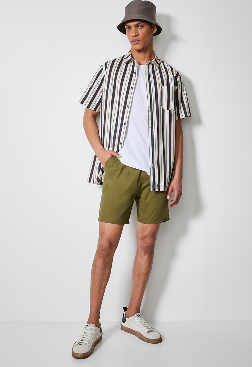Superbalist - Summer chino short with elastic waistband - khaki