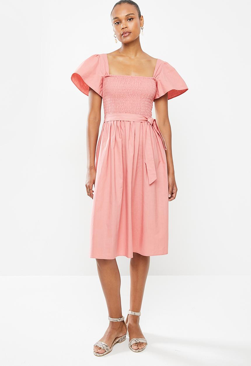 edit - Cotton smocked flutter sleeve midi dress - pink