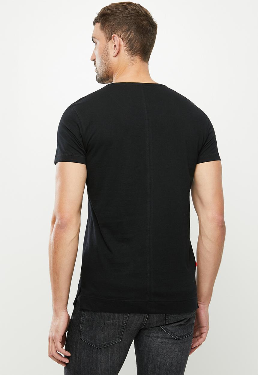 S.P.C.C - Premium side slit straight hem T-shirt - black
