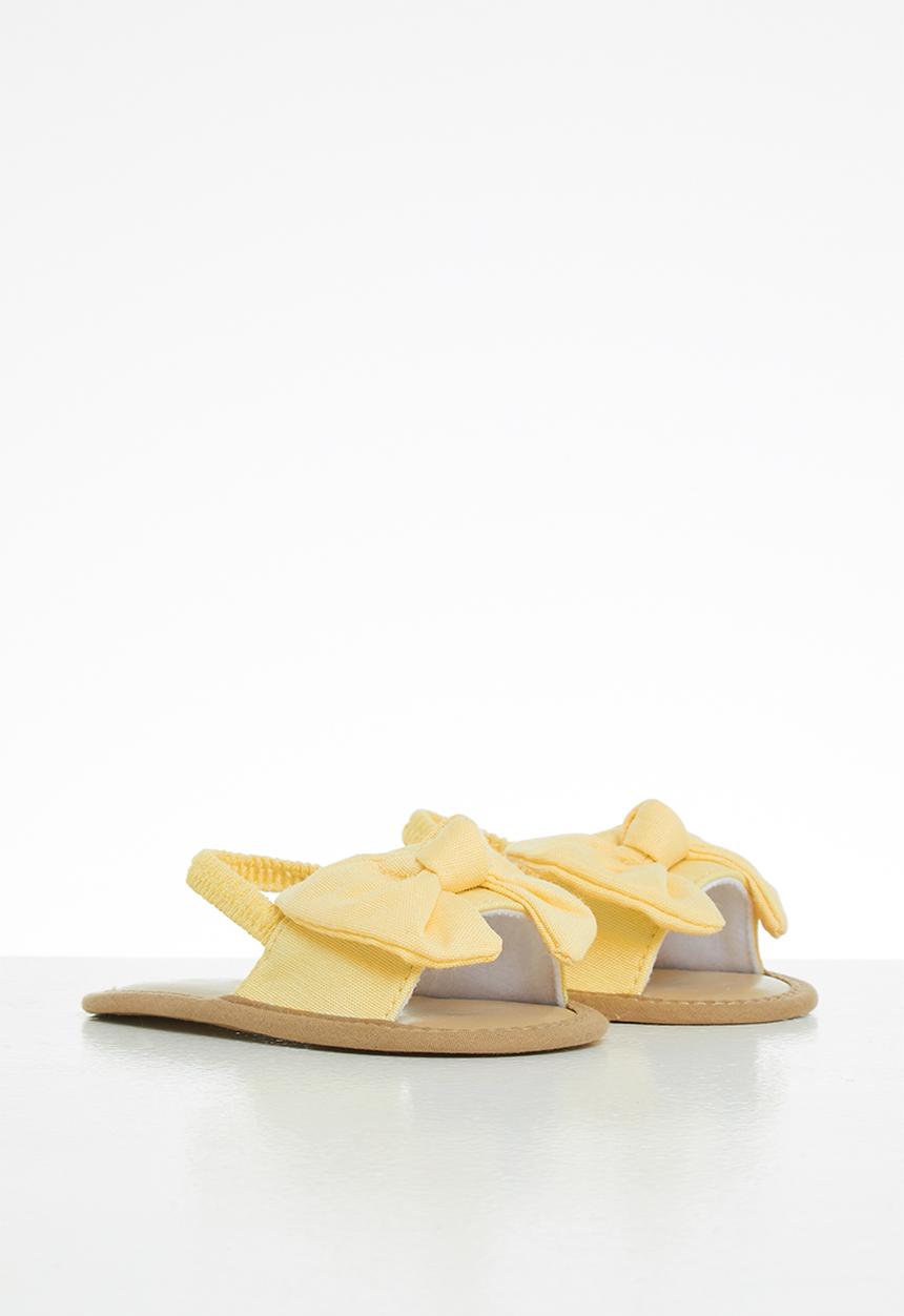 Pop Candy - Girls bow elastic sandal - yellow