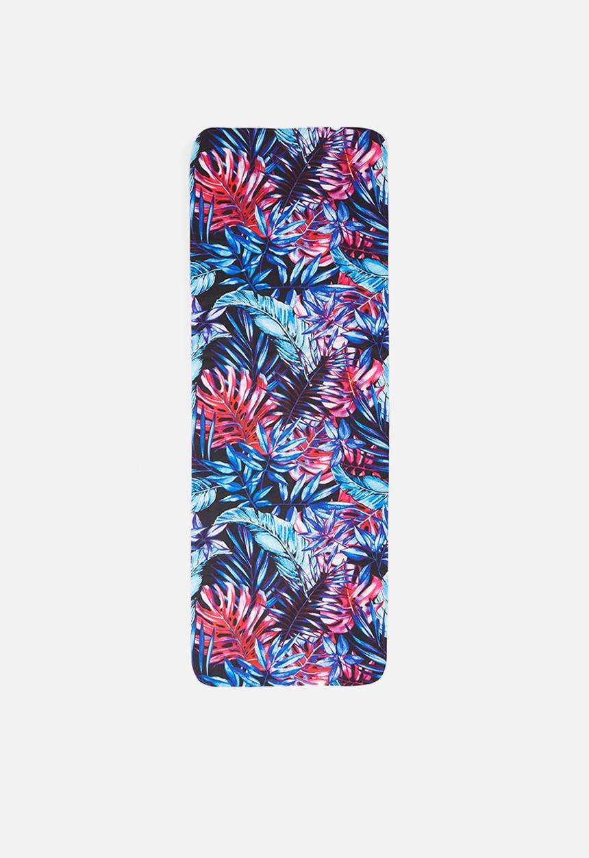 Bobums - Printed yoga towel - jungle pink leaves
