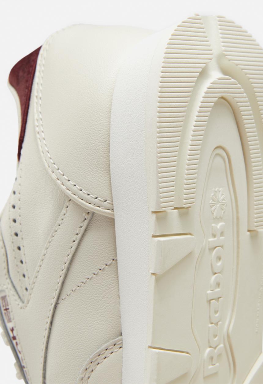 Reebok - Cl lthr - alabaster/maroon/chalk