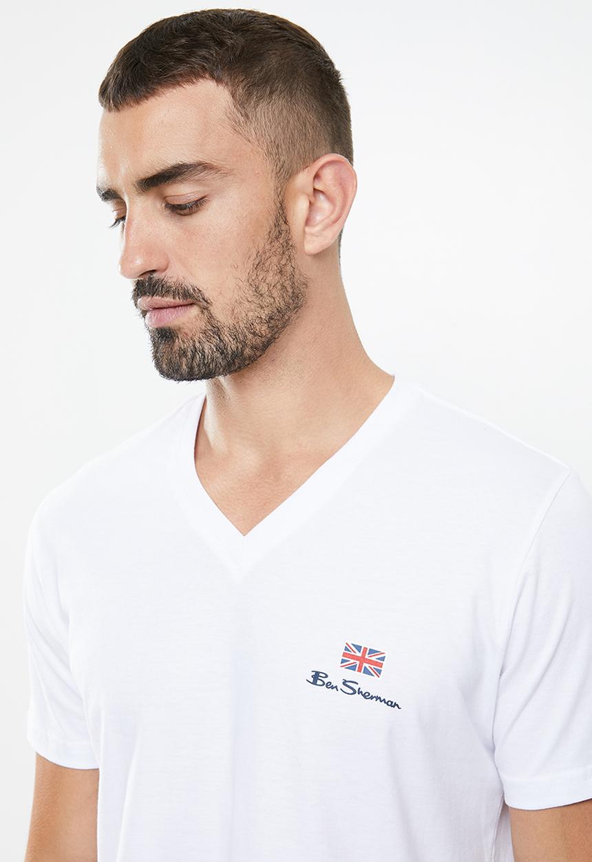 Ben Sherman - V neck flag logo tee - white