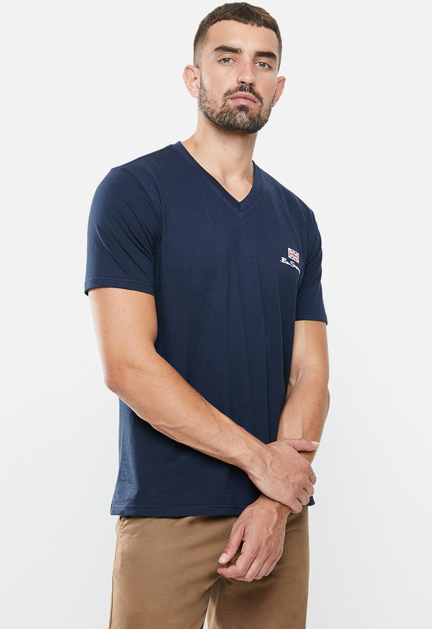 Ben Sherman - V-neck flag logo tee - navy