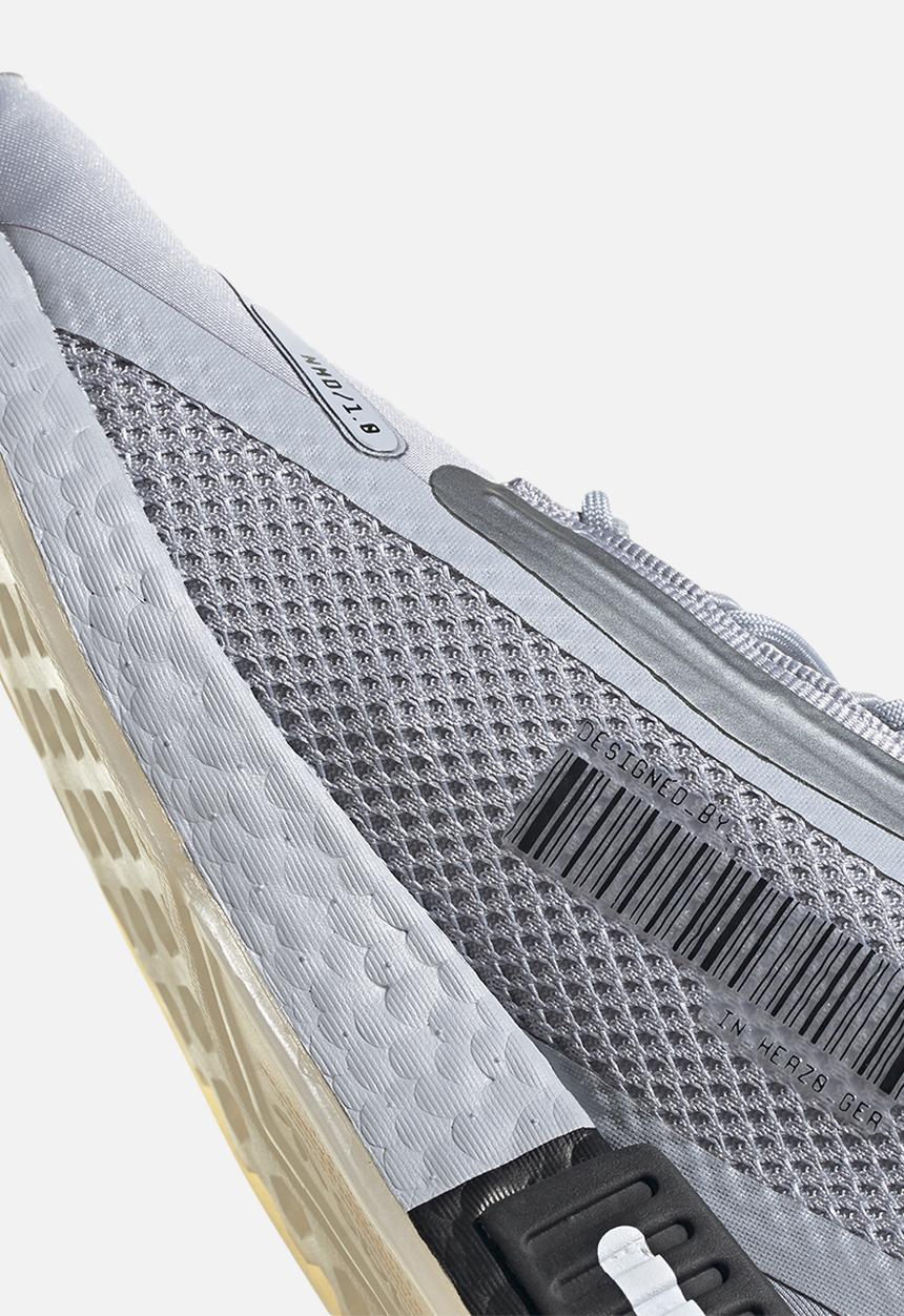 adidas Originals - NMD_R1 speedlines - halo silver/halo silver/core black