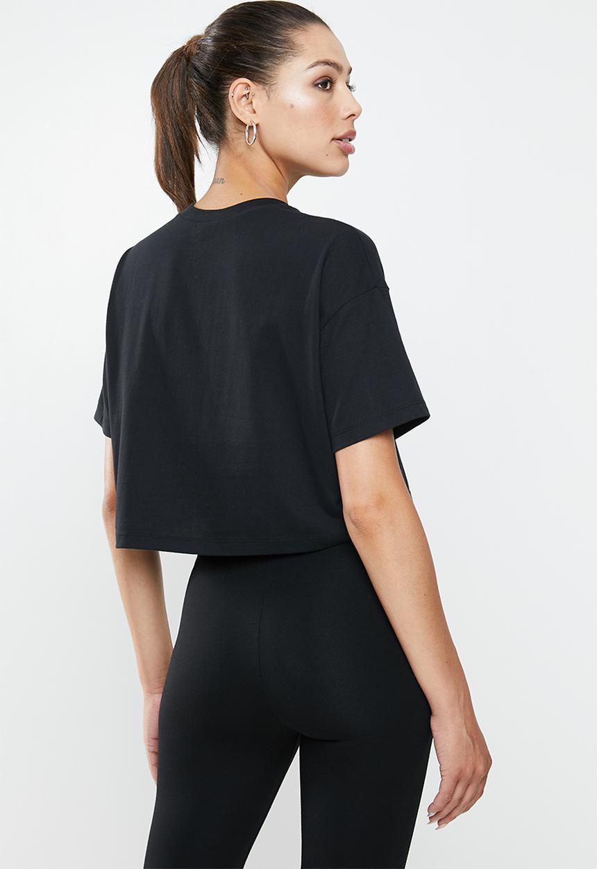 Blake - Cropped oversized tee - black & white