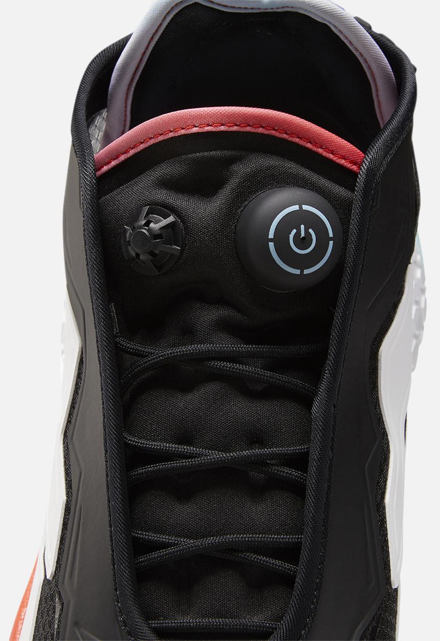 Reebok - Model f - black/white/dynamic red