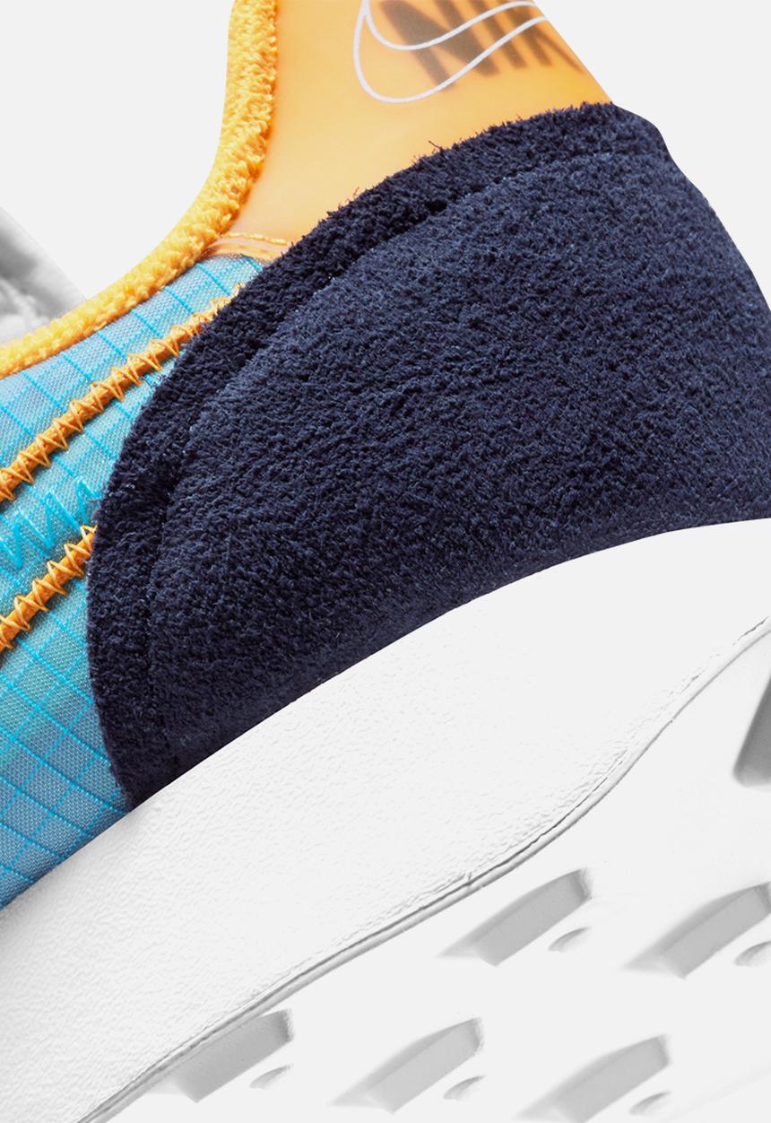Nike - Nike waffle racer 2x - blackened blue/university gold