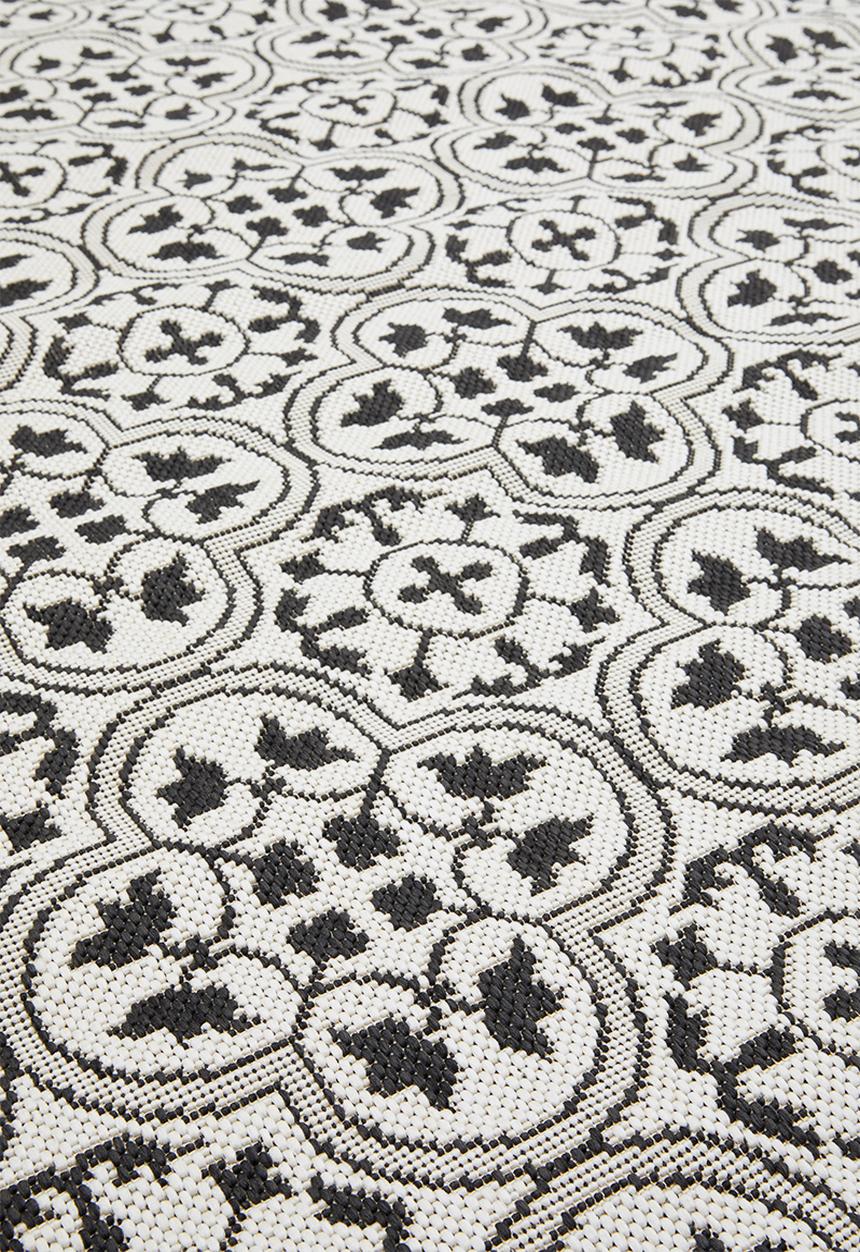 Hertex Haus - Milos rug - rocky shore
