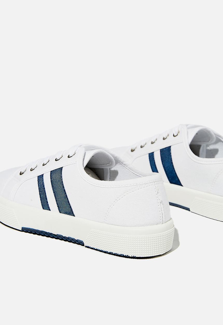 Cotton On - Lisa lace up plimsoll - white navy stripe
