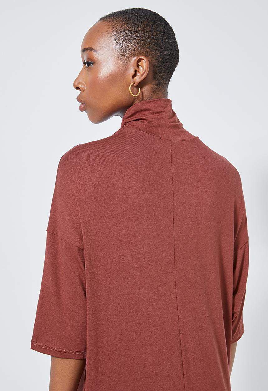 Superbalist - Turtle neck dropped shoulder dress - rust
