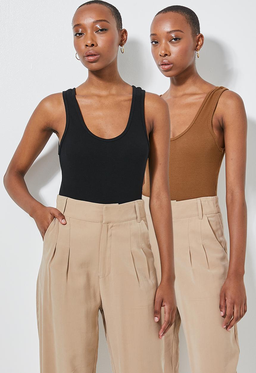 Superbalist - 2 pack lycra rib low scoop bodysuit - black & tobacco