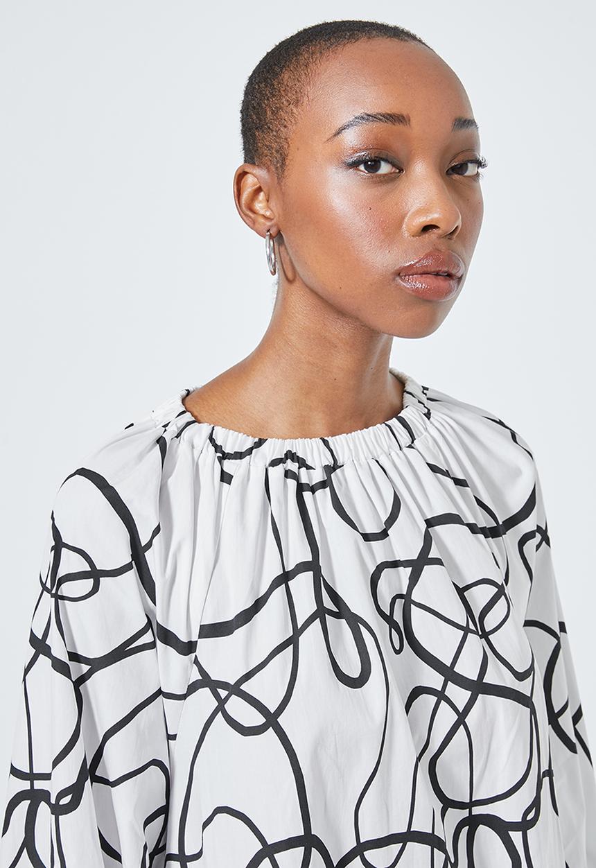 Superbalist - Volume midi with pockets - white & black 