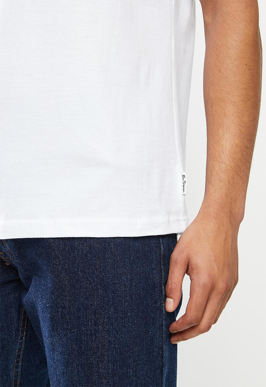 Ben Sherman - Round neck flag logo tee - white