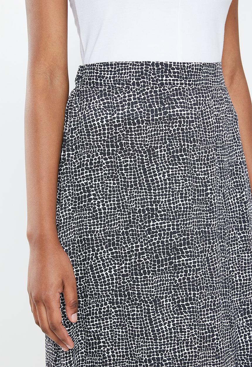 edit - Pull on slit midi skirt - black & white 