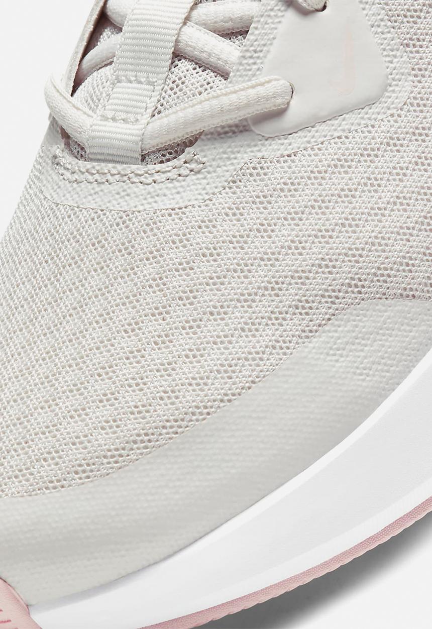 Nike - Nike mc trainer - cu3584-010 - platinum tint/metallic silver
