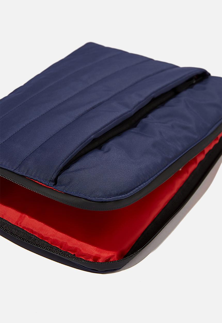 Typo - Utility 13 inch laptop case rn-navy & red