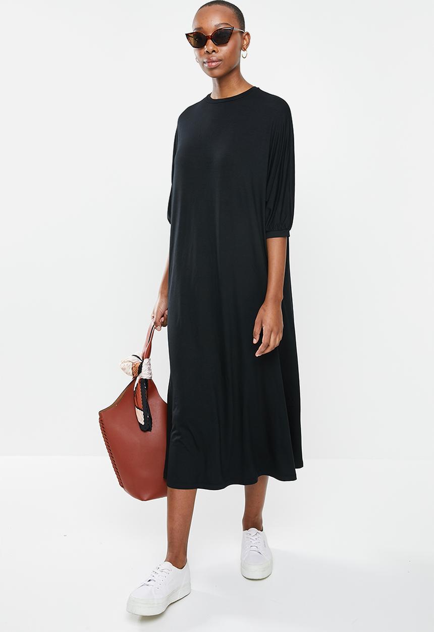 edit - Conscious knit batwing dress - black